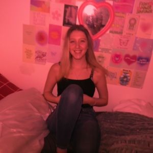 Meet your Posher, Emma